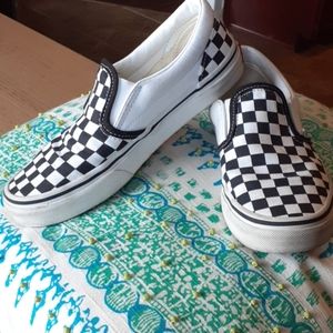 Van's kids slip on checkerboard pattern 3.5 Y